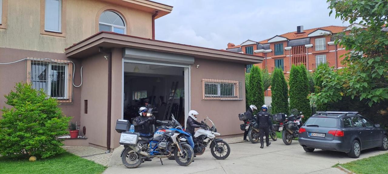 Green Villa Rodna Üsküp Dış mekan fotoğraf